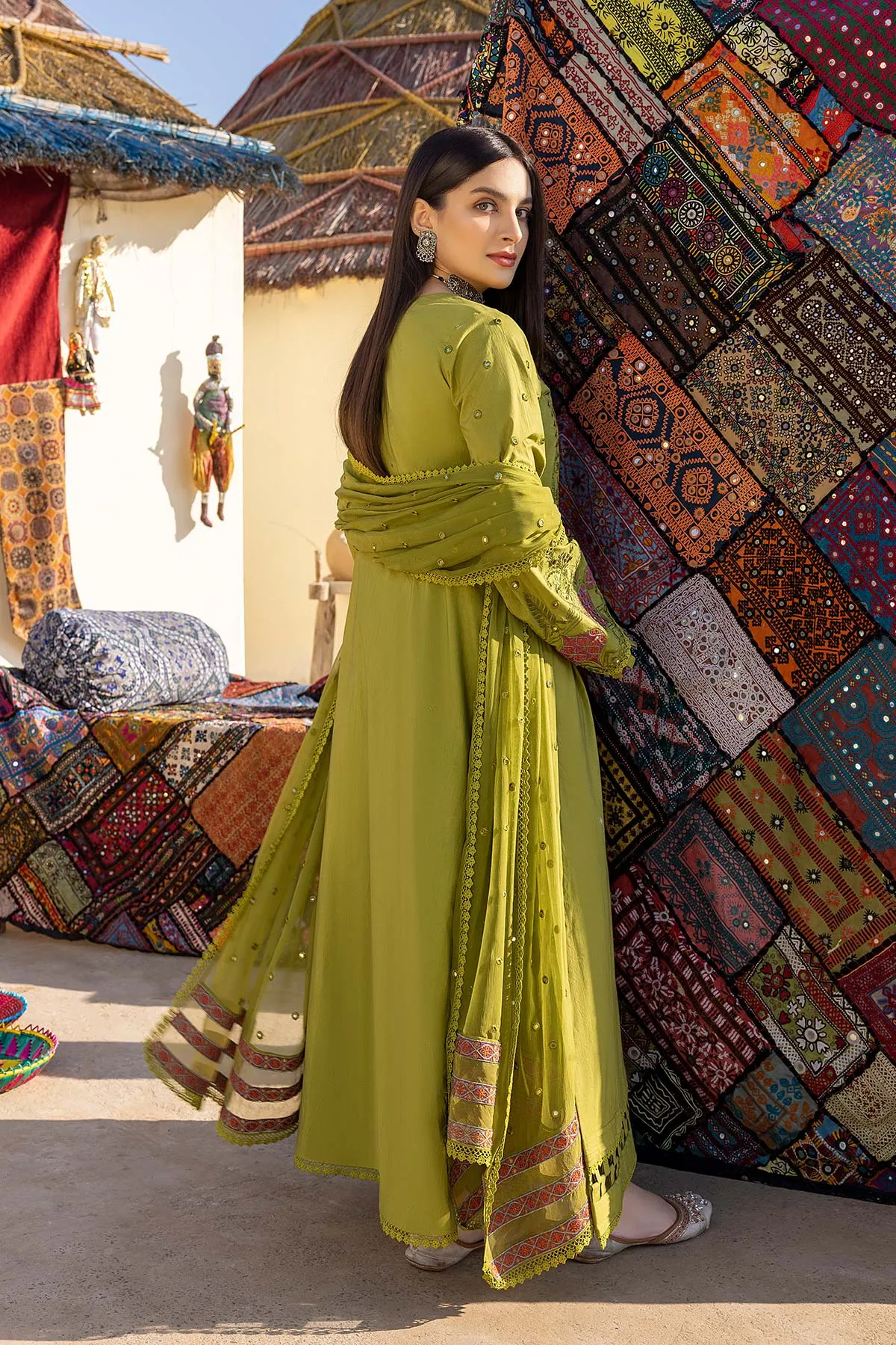 3-Pc Charizma Unstitched Premium Embroidered Lawn With Chiffon Dupatta RM23-01