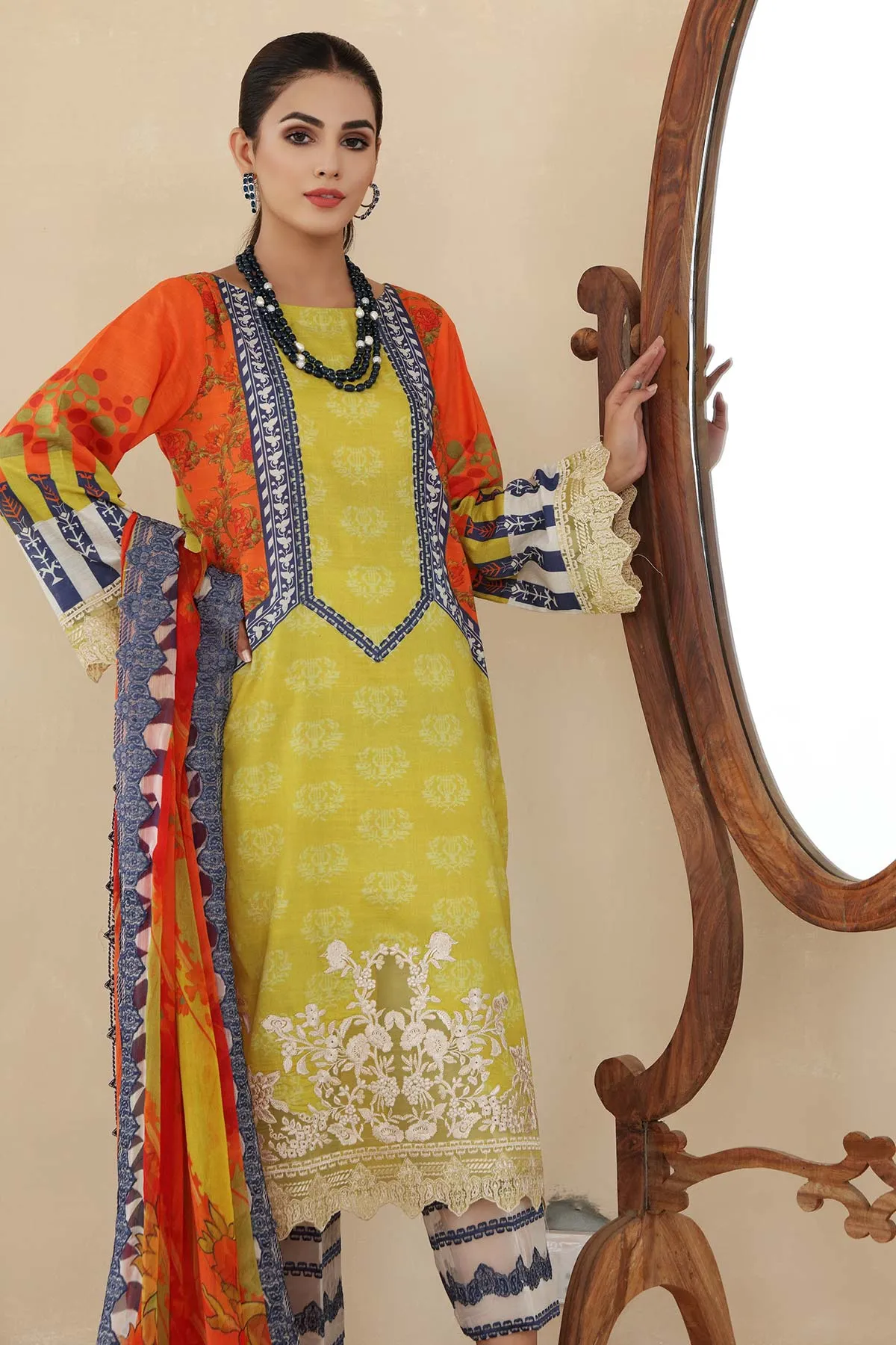 3 Pc Unstitched Embroidered Lawn With Chiffon Dupatta CEL-19