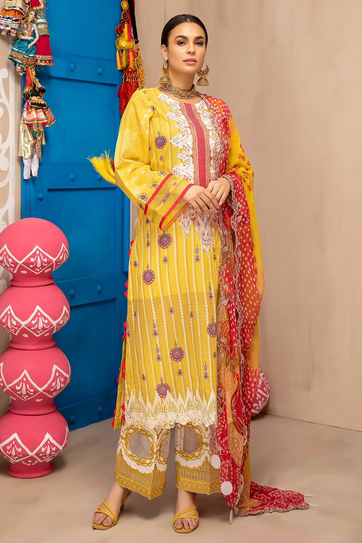 3-piece Unstitched Embroidered Lawn With Chiffon Dupatta CHN-07