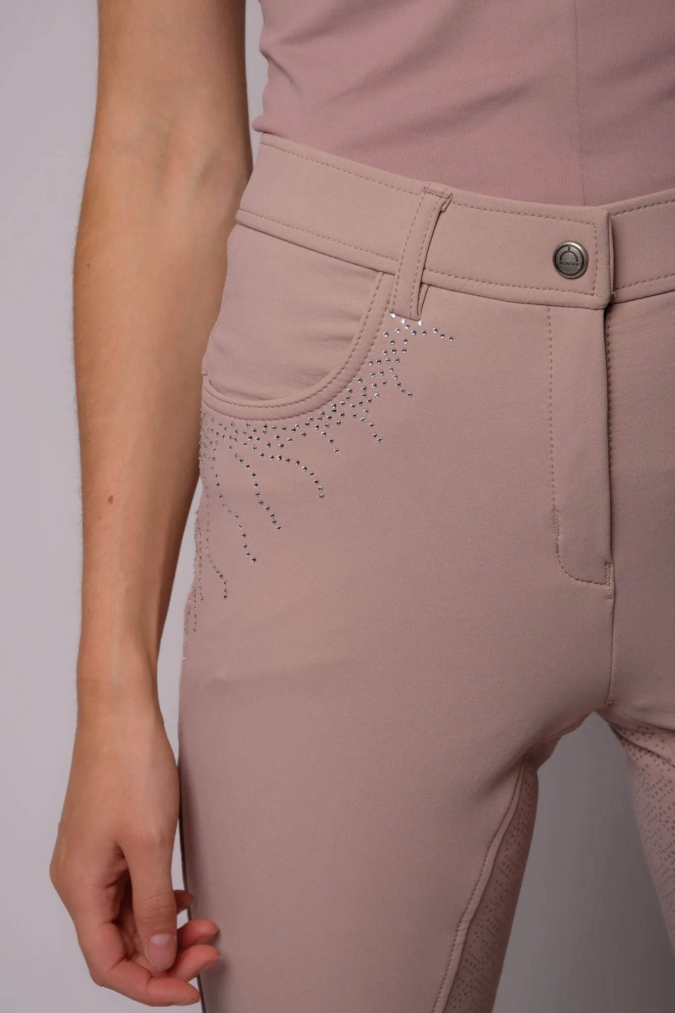 Femke FSS Crystal Breech