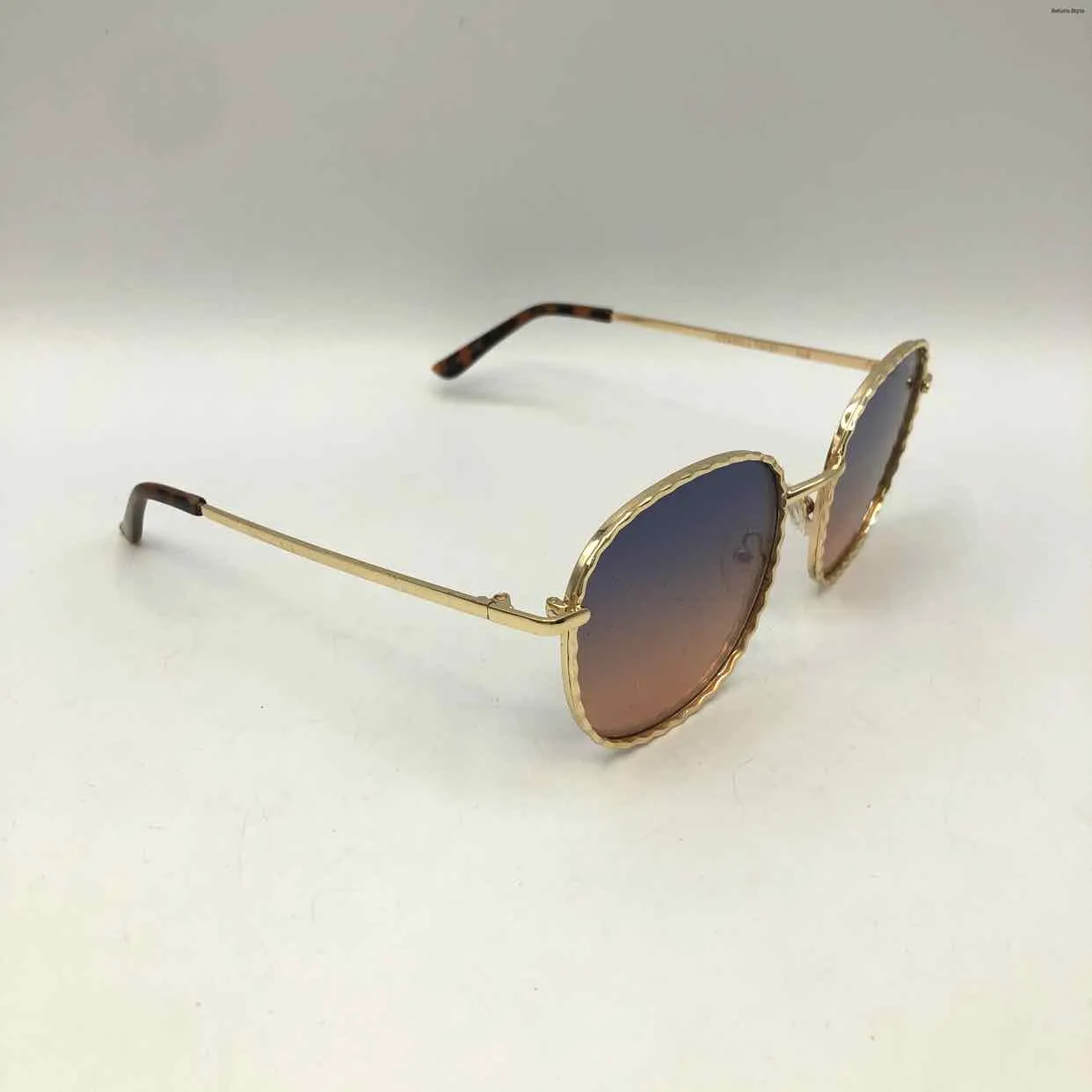 QUAY Goldtone Pink Pre Loved Glitter Sunglasses w/case