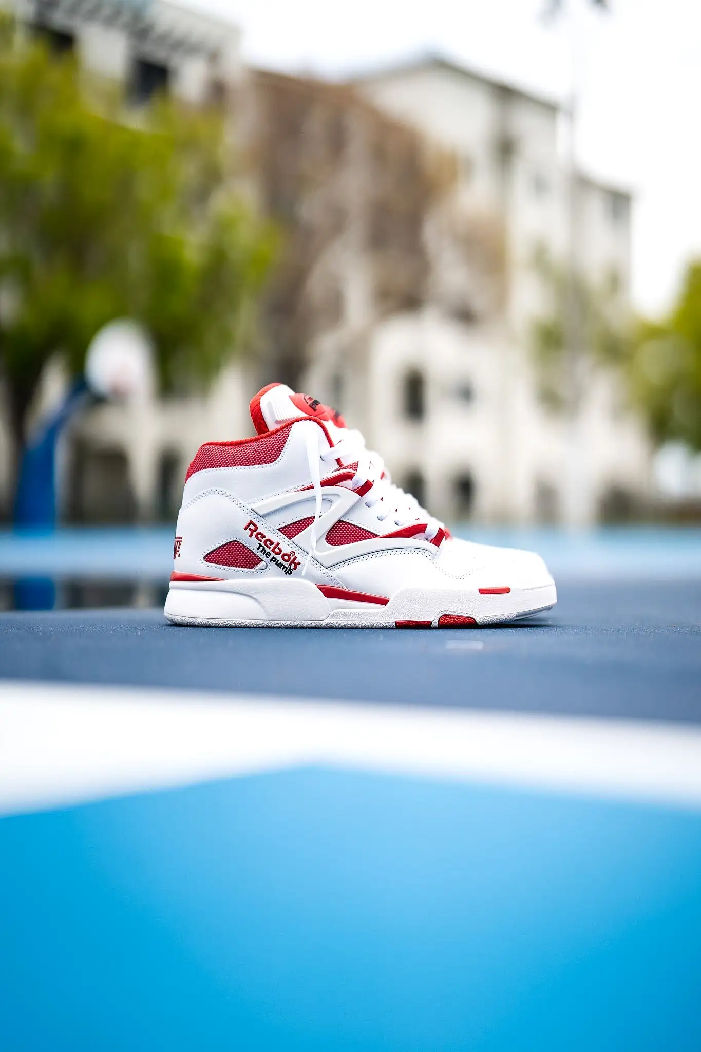 Reebok Pump Omni Zone II (Vector Red)