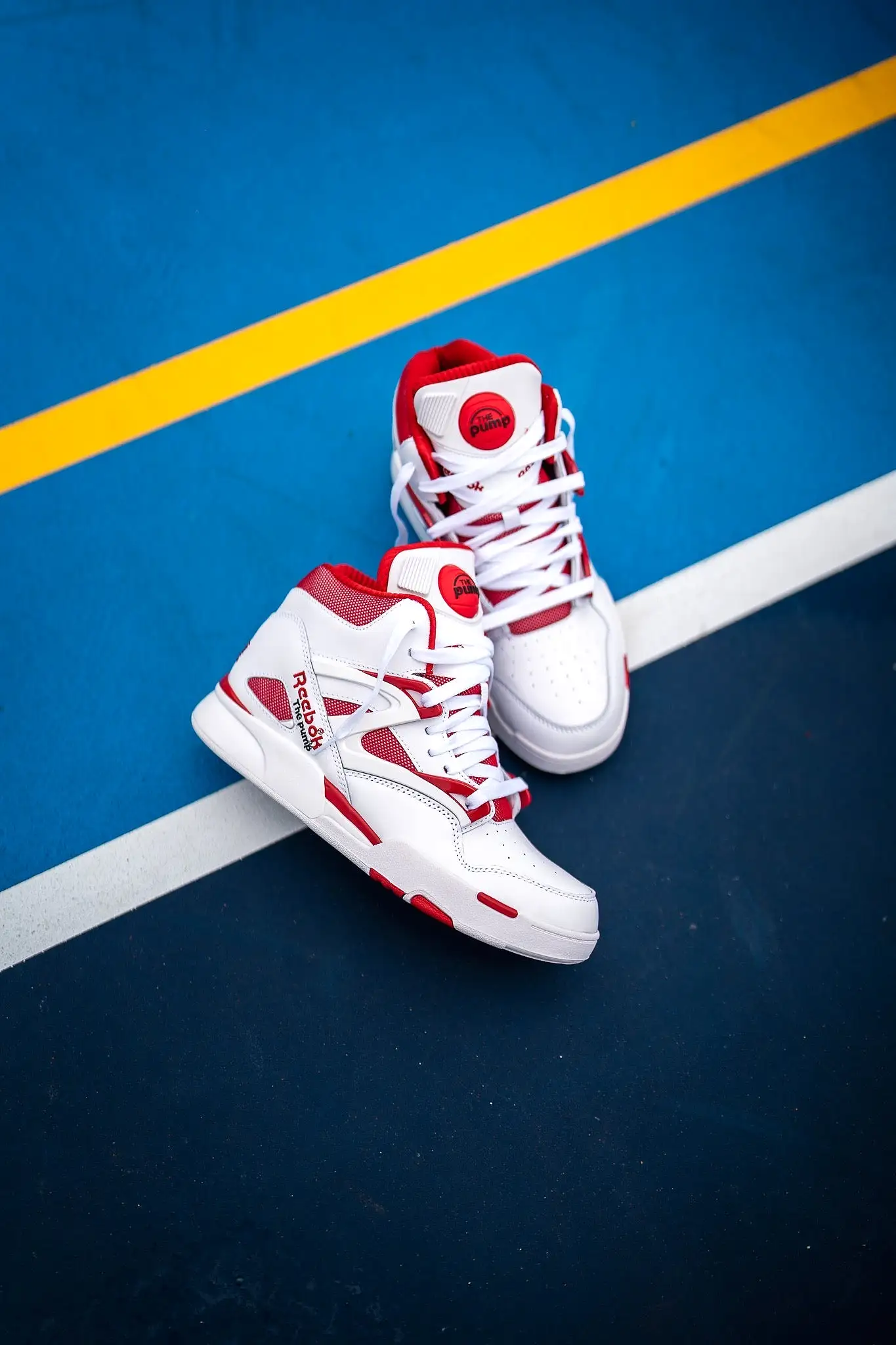 Reebok Pump Omni Zone II (Vector Red)