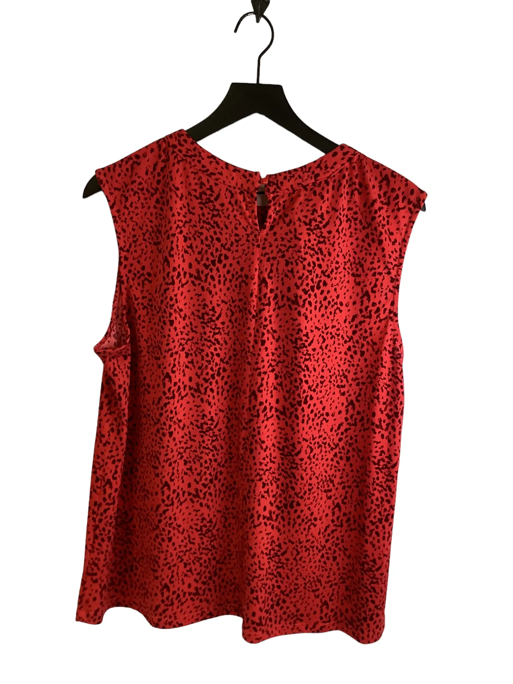 Top Sleeveless By Attention  Size: Xxl