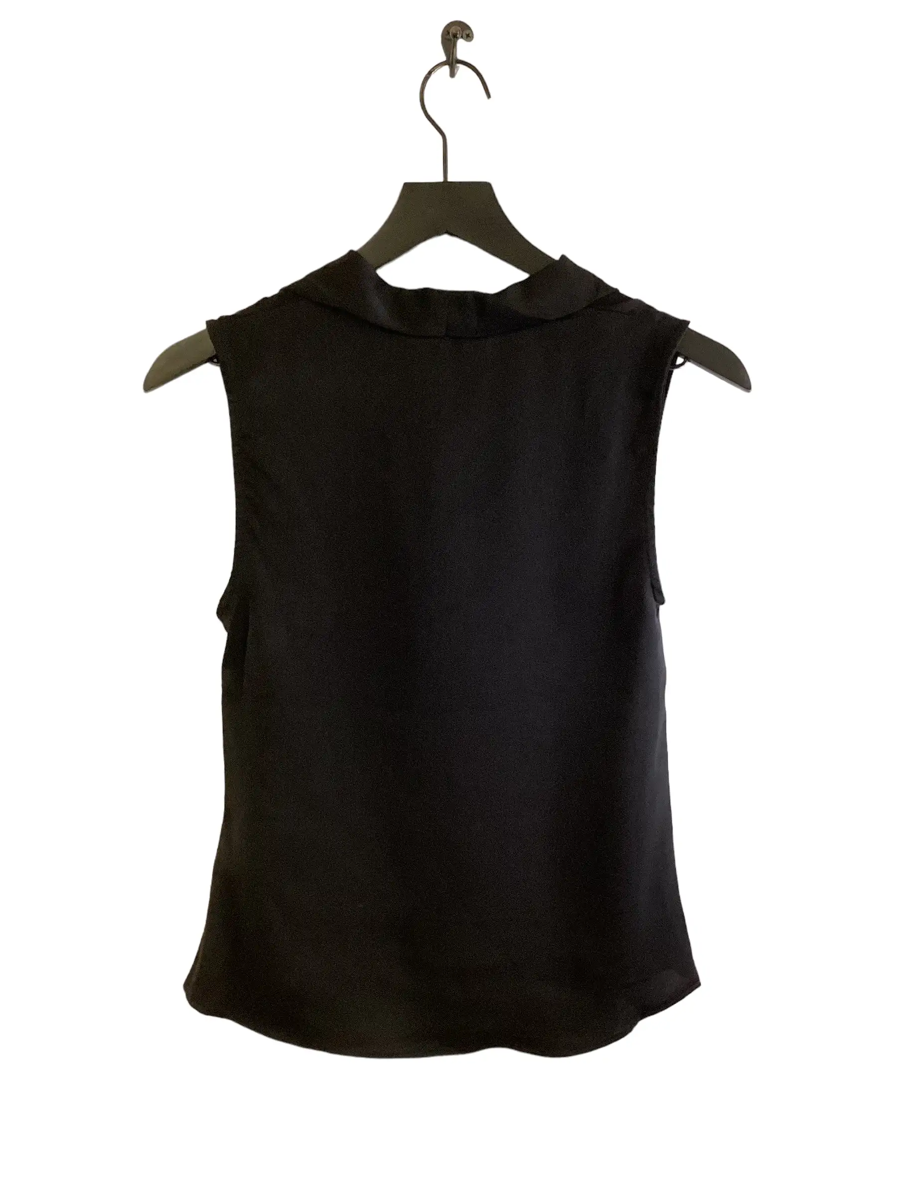 Top Sleeveless By Cmc  Size: Xs